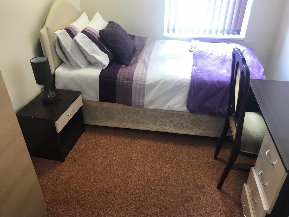 Apartament Adelaide House Luton  Zewnętrze zdjęcie