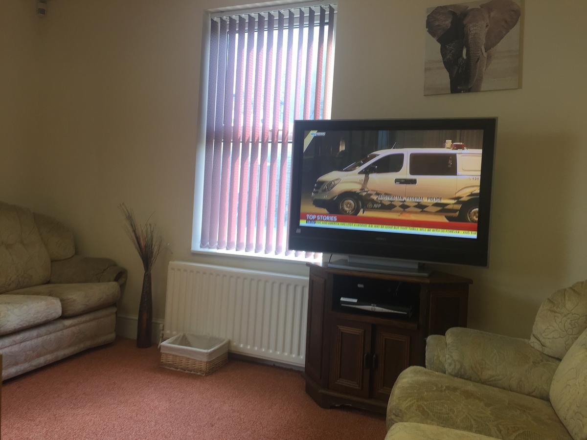 Apartament Adelaide House Luton  Zewnętrze zdjęcie