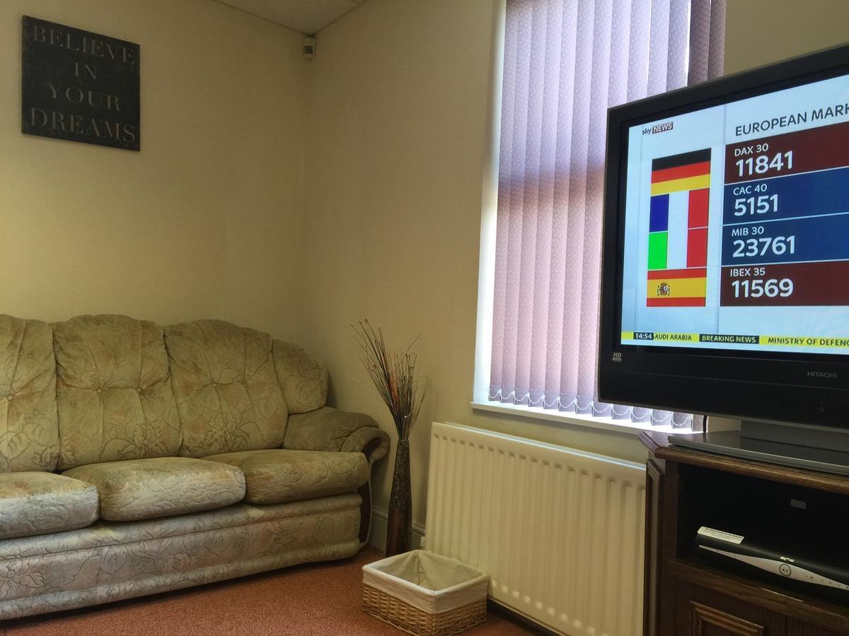 Apartament Adelaide House Luton  Zewnętrze zdjęcie