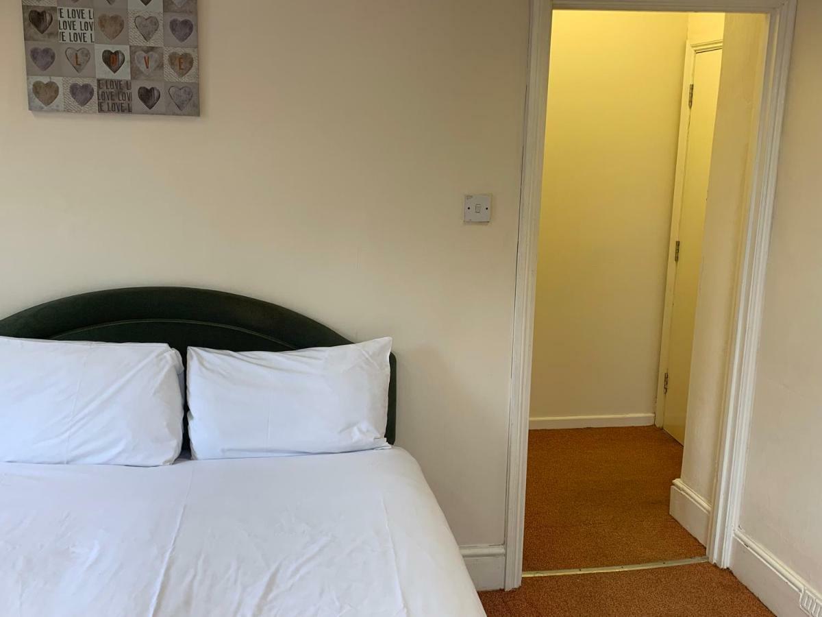 Apartament Adelaide House Luton  Zewnętrze zdjęcie